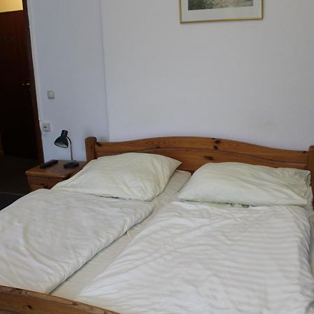 Pension Locarno Munchen Ruang foto
