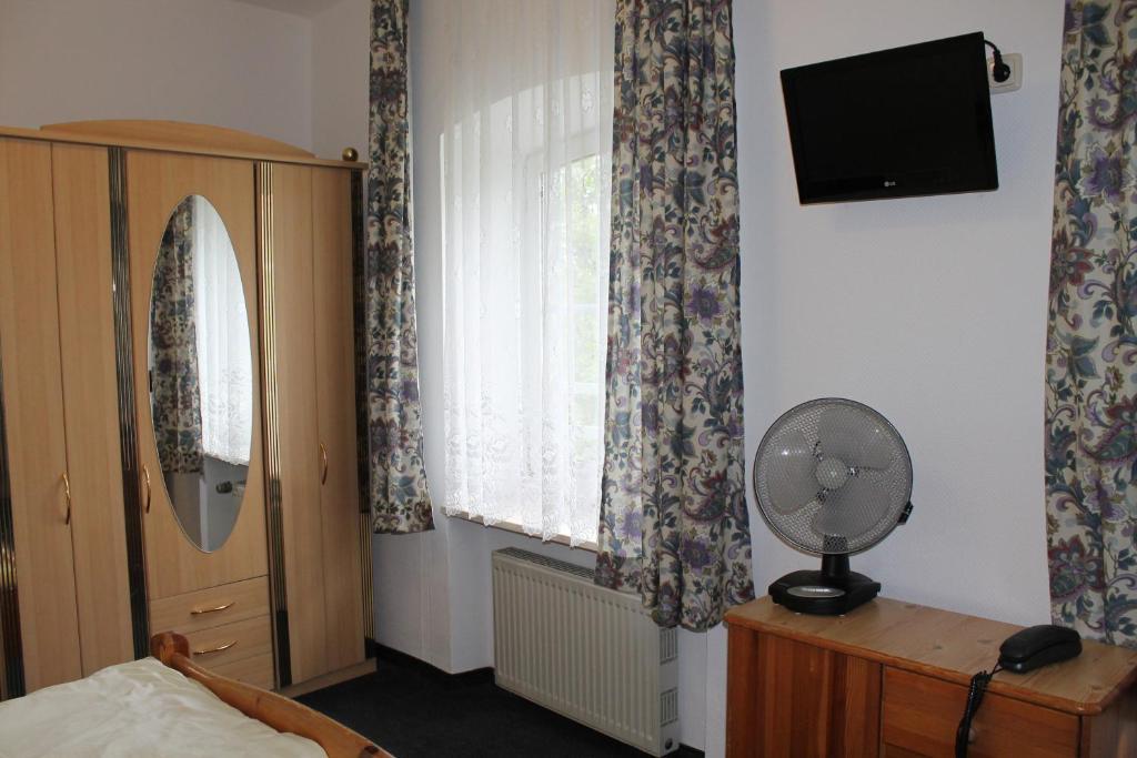 Pension Locarno Munchen Bagian luar foto